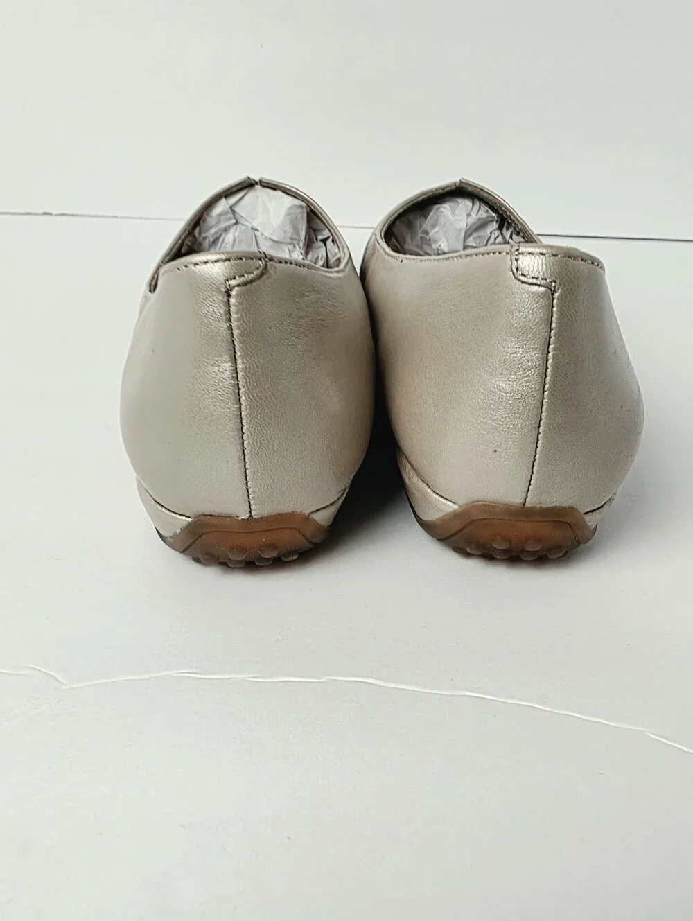 L' Amour Des Pieds Xavar Flats Metallic Champagne Gold Leather Size 9.5M